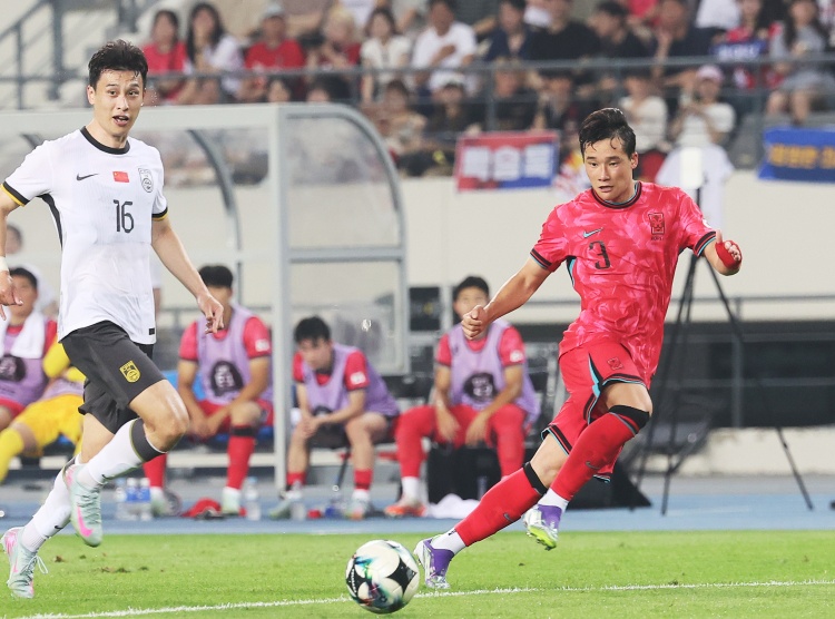 九游娱乐官方登入-巴顿：与日本韩国确实有差距，东亚杯强度和中超完全是两个概念