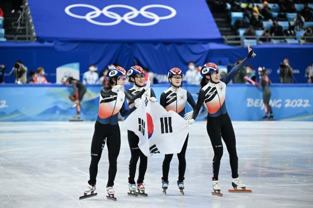 九游娱乐-韩媒欣慰后沈锡希时代接力夺银：新人进步2026可期